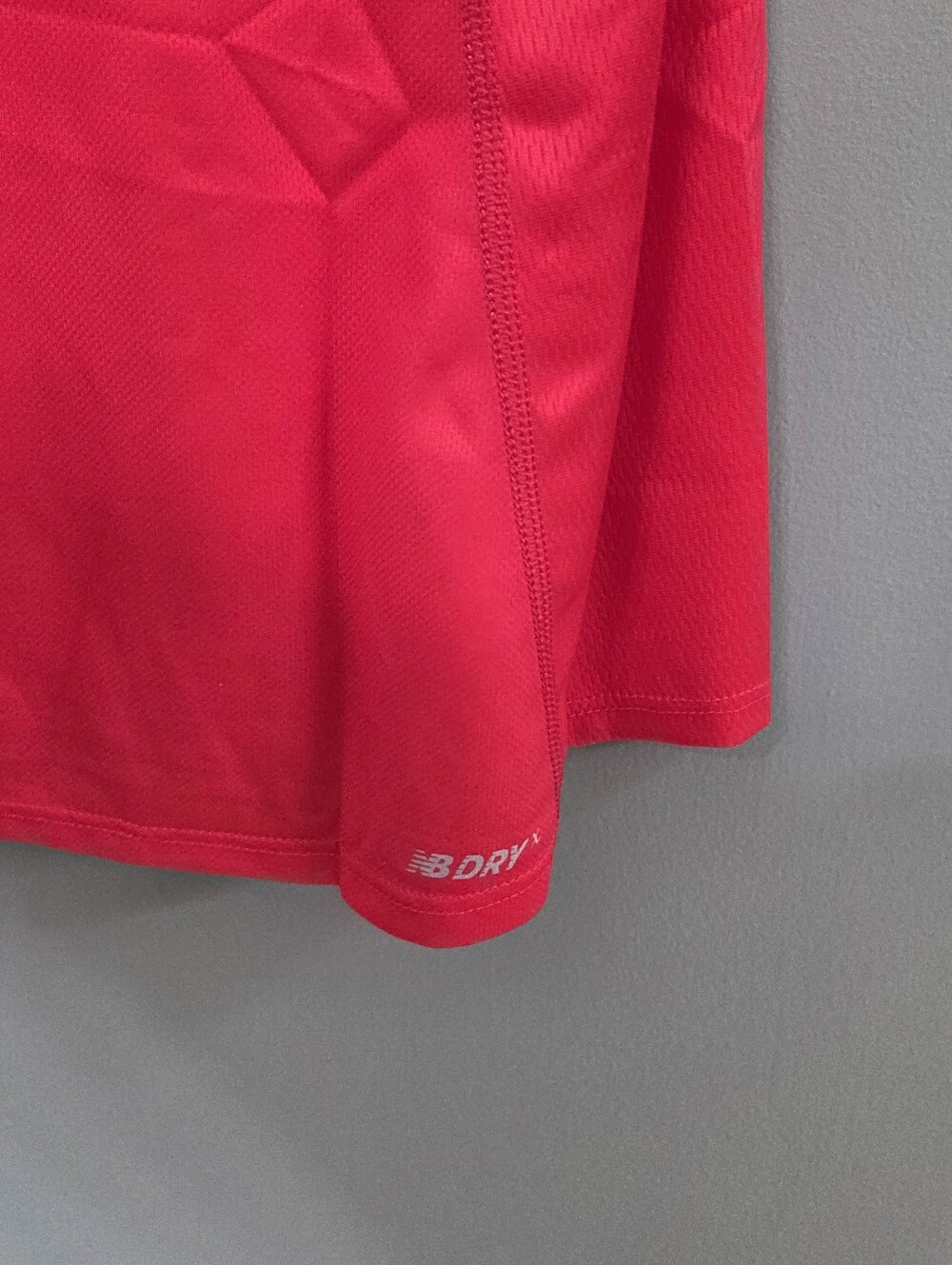 New Balance New NYC 2022 TCS Marathon Red Tank Womens XS Running Athletic - Picture 11 of 12